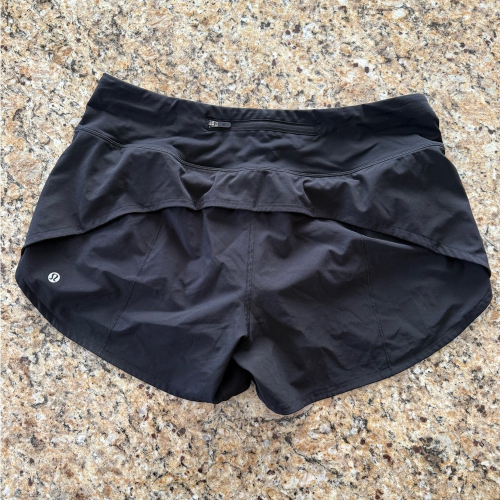 Women’s Lululemon Speed Up Shorts size 10 NWOT Black - Picture 2 of 3